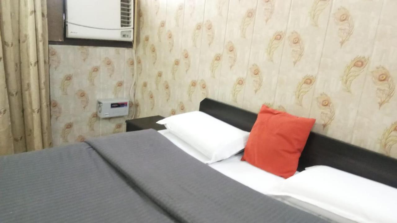 Hotel O Hya'S Homestay Dehradun Luaran gambar
