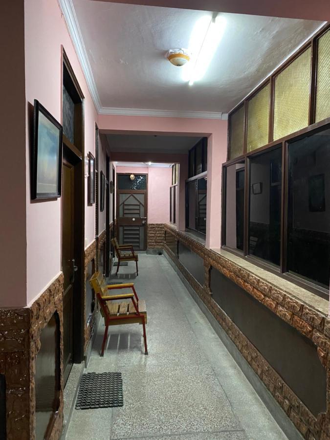 Hotel O Hya'S Homestay Dehradun Luaran gambar