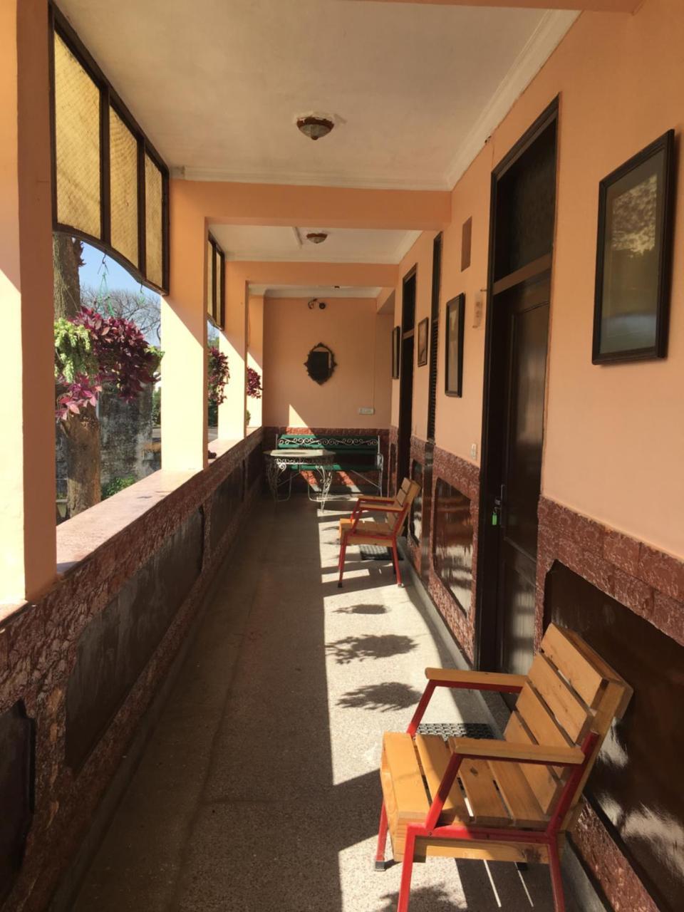 Hotel O Hya'S Homestay Dehradun Luaran gambar