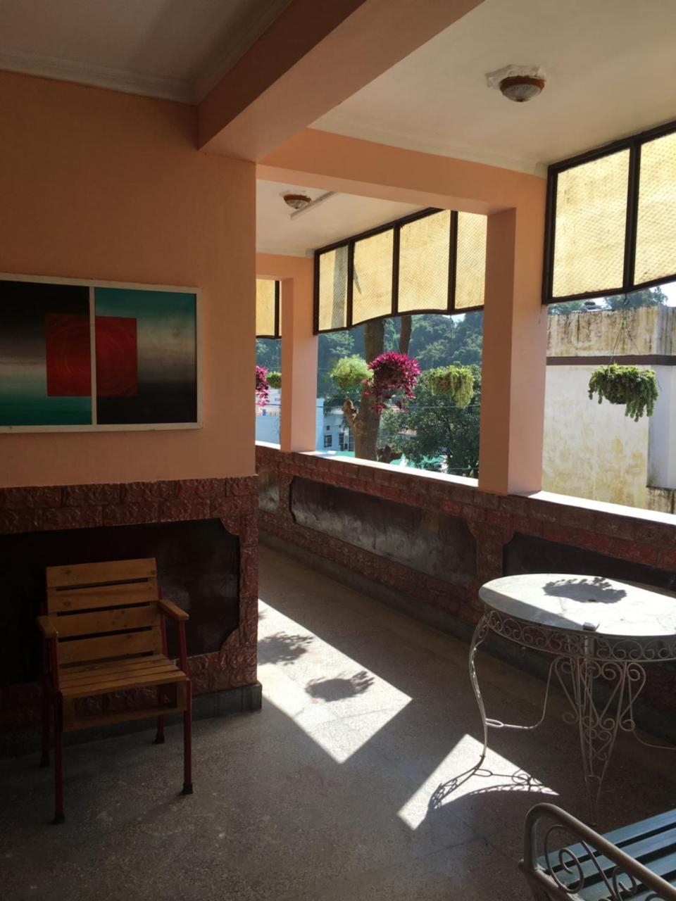 Hotel O Hya'S Homestay Dehradun Luaran gambar